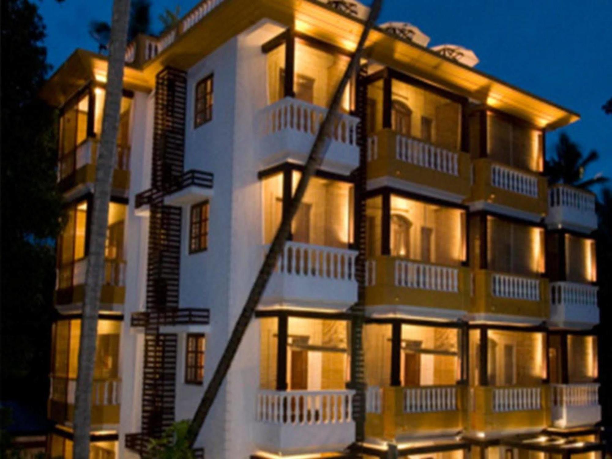 Coco Goa Hotel Arpora Buitenkant foto
