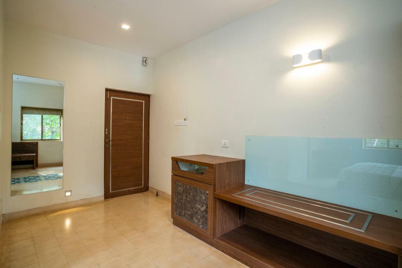 Coco Goa Hotel Arpora Buitenkant foto