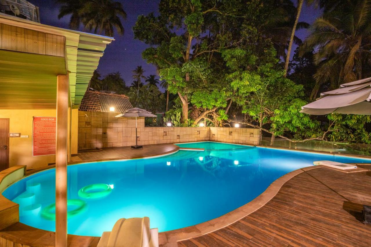 Coco Goa Hotel Arpora Buitenkant foto